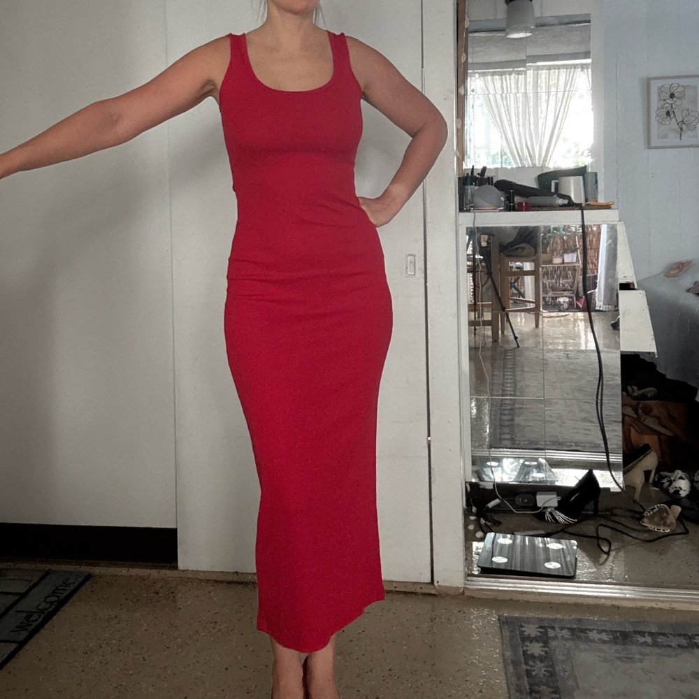 Heart Hips Red Sleeveless Midi Tank Dress